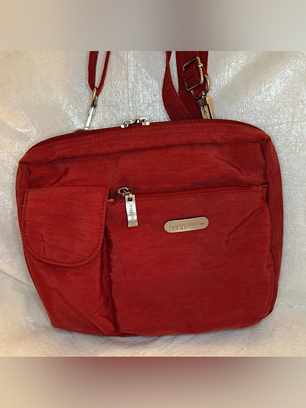 Baggallini Crossbody Red Organizer Satchel Purse Nylon Travel Minimalist READ*